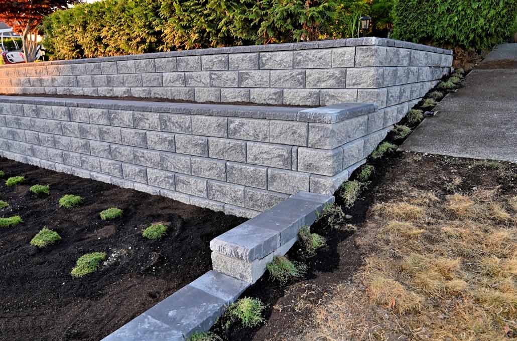 retaining-wall-with-plants-and-tress-100kb