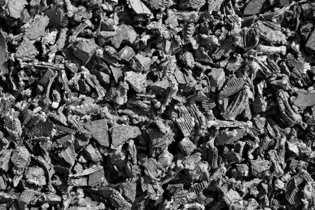 rubber-mulch-up-close-1024x684.jpg