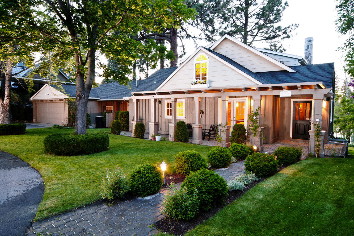 house-with-landscaping-services