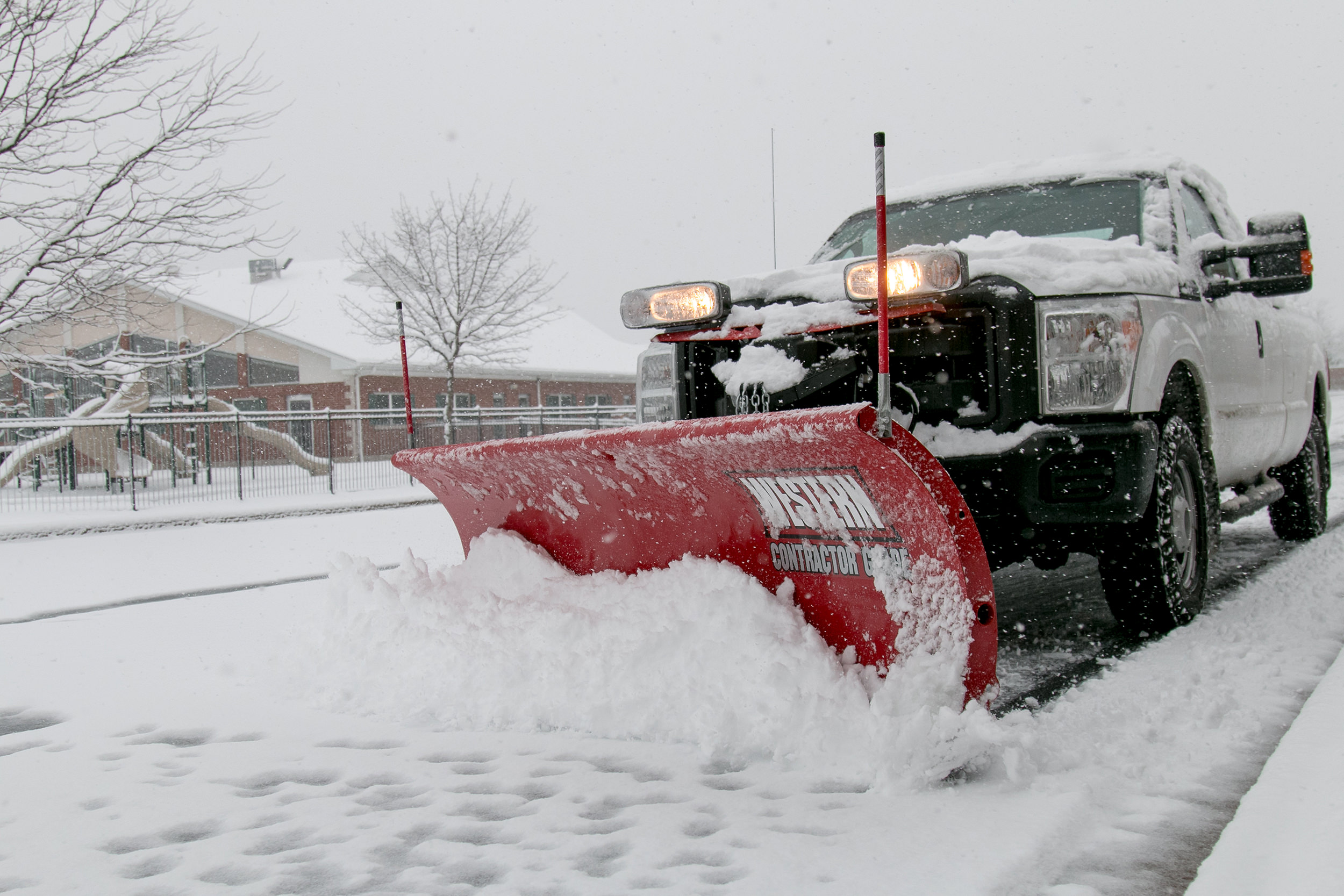 Snow Removal Service Commercial Snow Removal In Crystal Lake Elite 