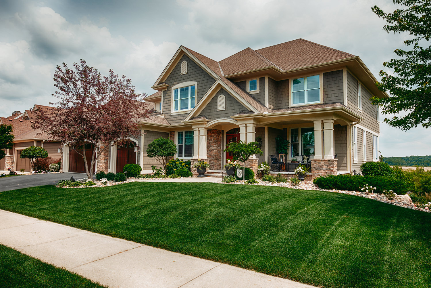 Yard Maintenance and Lawn Care Company in Illinois